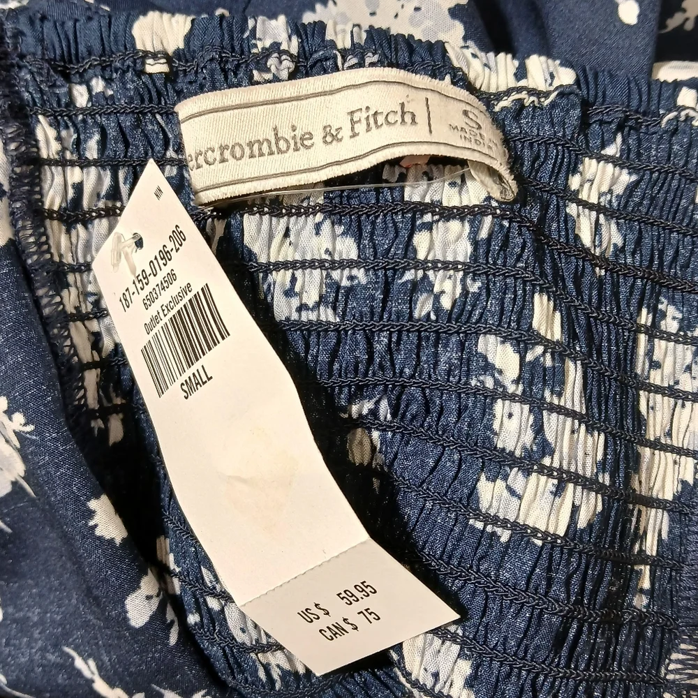 $13 Abercrombie & Fitch Midi Dress Smocked Navy White Floral Spring NWT - Picture 7 of 10